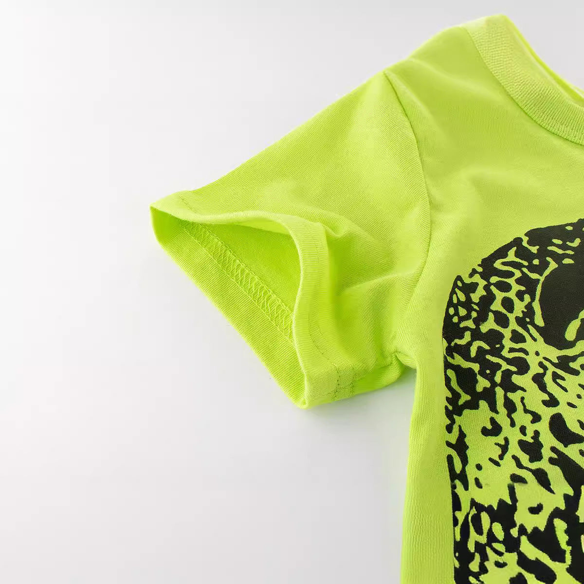 boys' short sleeved T-shirt