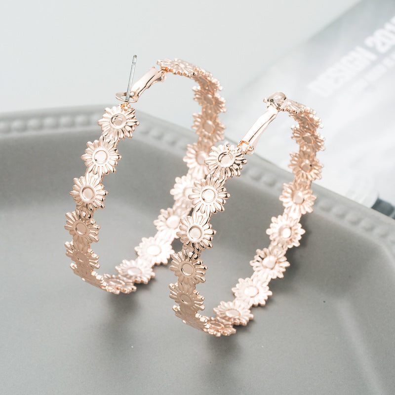 Trendy New Jewelry Metal Flower Texture Geometric Earrings Women's High Fashion Earrings
